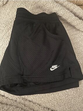Nike Size M Black Women's Mesh Athletic Shorts with White Swoosh